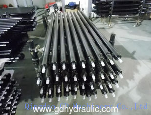 Single acting hydraulic cylinder for car lift