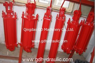 Tie rod hydraulic cylinder for agricultural equipments